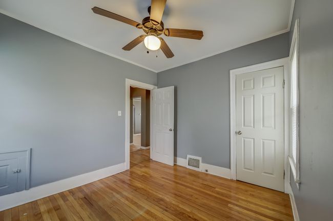 27 Milton Ave, Home with 2 bedrooms, 1 bathrooms and null parking in Hazel Park MI | Image 10