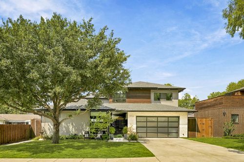 9733 Mixon Dr, Dallas, TX, 75220-3743 | Card Image