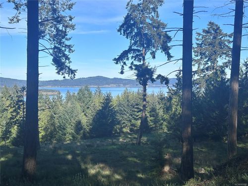 141 Blue Stone Dr, Salt Spring, BC, V8K1A6 | Card Image