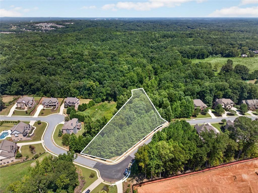 Land in Auburn