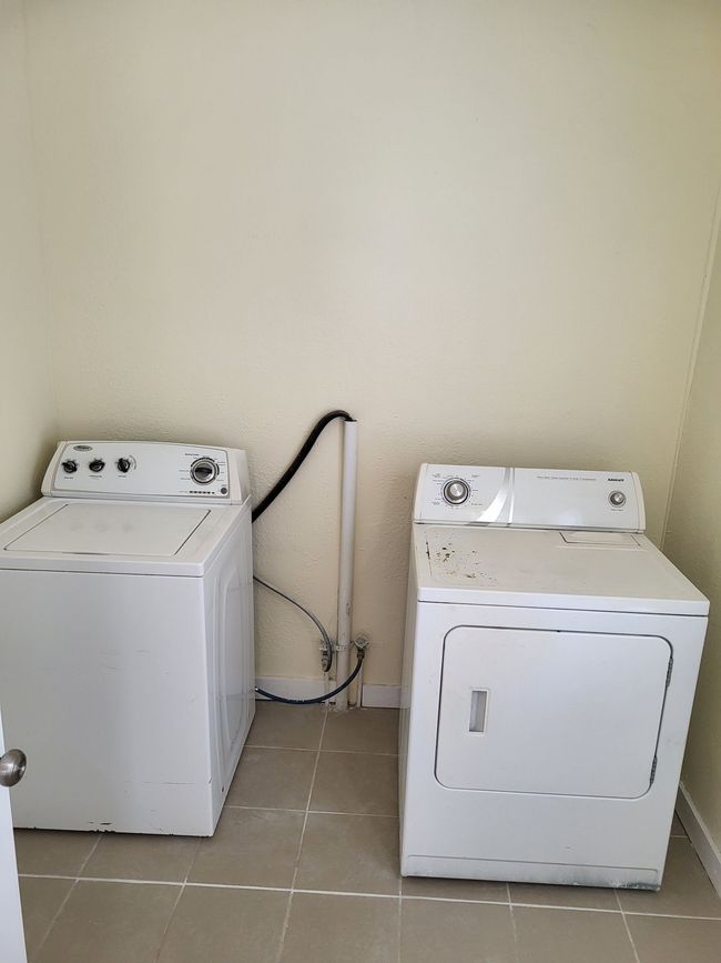 167 Bishop, House other with 3 bedrooms, 2 bathrooms and null parking in Highland MI | Image 23