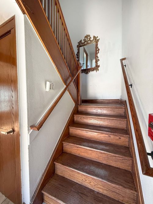 3708 Sunnyside Ave, Brookfield, IL, 60513-1632 | Card Image