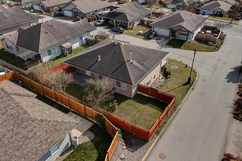 5683 Emily Way, Sechelt, BC, V7Z0N5 | Card Image