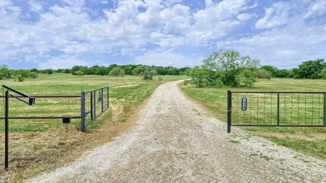 Automatic Gated Entrance with Keypad and Remote Access | Image 8