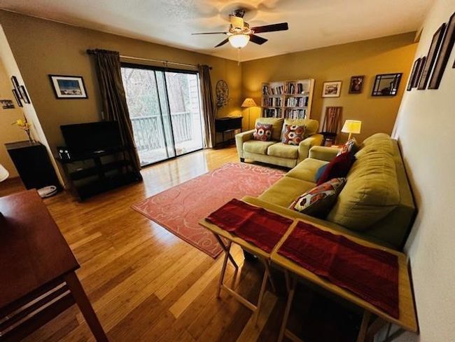 UNIT-56 - 900 Cambridge Dr, Condo with 2 bedrooms, 1 bathrooms and 2 parking in Benicia CA | Image 12