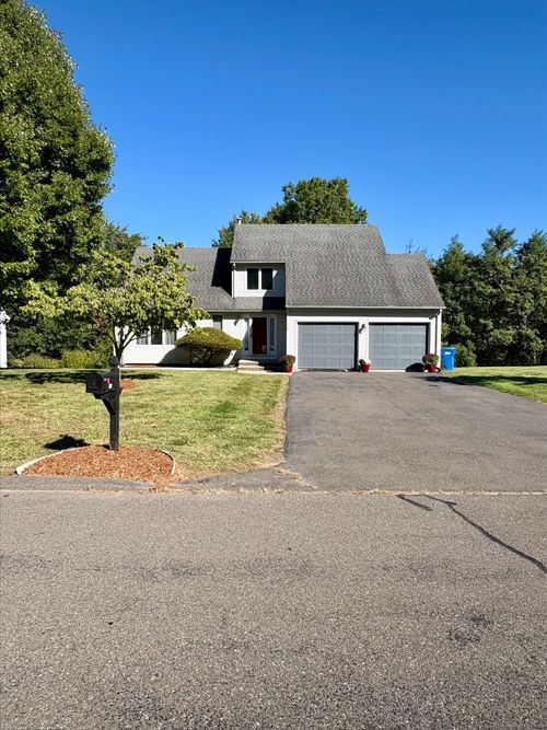 119 Joshua Hl, Windsor, CT, 06095-3474 | Card Image