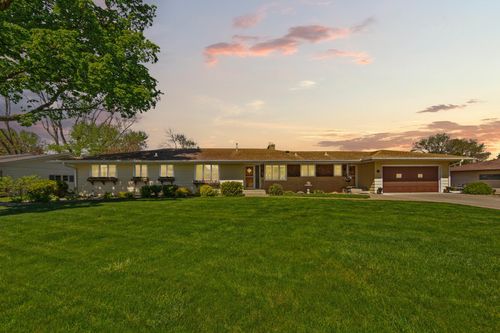 808 Hillcrest Dr, Montgomery, MN, 56069-1310 | Card Image