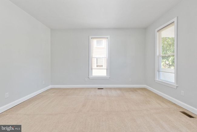 113 W Main St, House other with 5 bedrooms, 4 bathrooms and null parking in Wakefield VA | Image 24