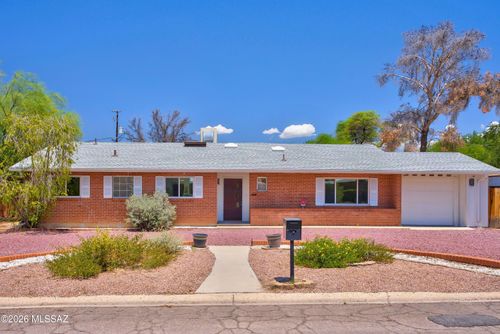 5349 E 9th St, Tucson, AZ, 85711-3112 | Card Image