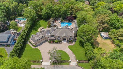 135 Millet St N, Dix Hills, NY, 11746-8021 | Card Image