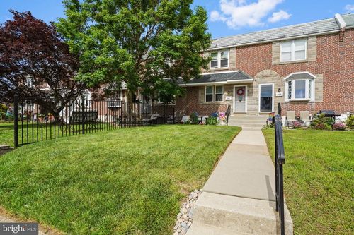 253 Westpark Ln, Clifton Hts, PA, 19018-1122 | Card Image