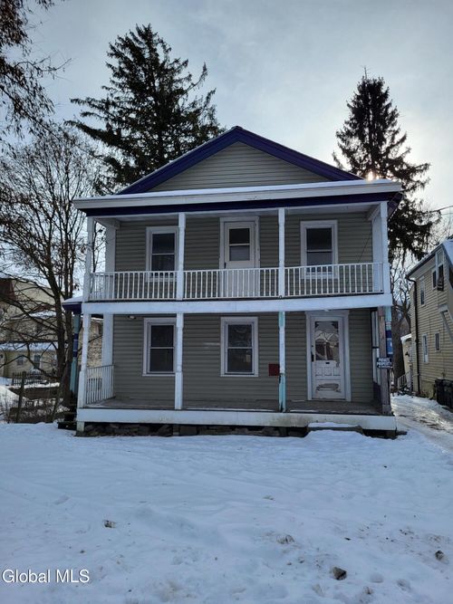 111 Park Pl, Cobleskill, NY, 12043-4722 | Card Image