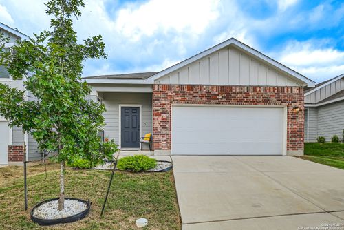 13549 Flower Pond, St Hedwig, TX, 78152 | Card Image