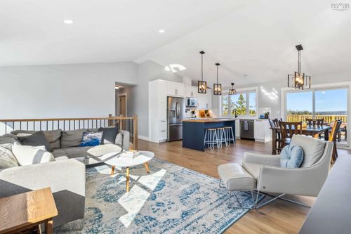 35 Maggies Landing, Boutiliers Point, NS, B3Z4L3 | Card Image