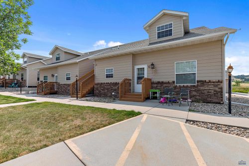 apt-f-768 Earleen St, Rapid City, SD, 57701-3217 | Card Image