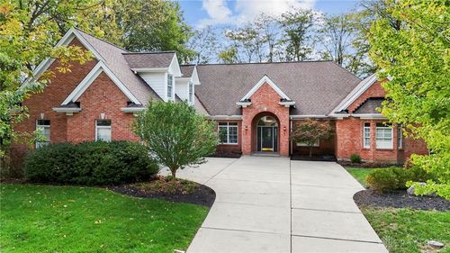 376 Yankee Trace Dr, Dayton, OH, 45458-3982 | Card Image