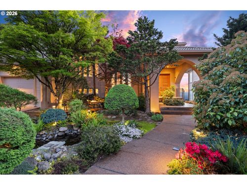9212 Nw Mckenna Dr, Portland, OR, 97229-8037 | Card Image