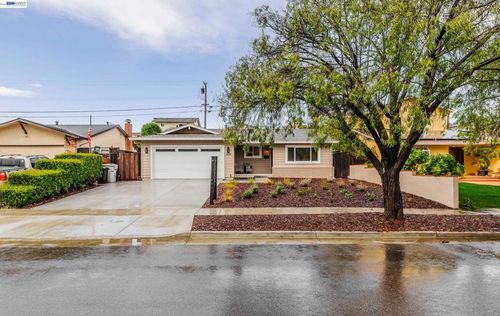 4535 Lobos Ave, San Jose, CA, 95111-2639 | Card Image