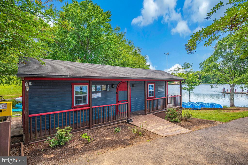 Residential in GORDONSVILLE 2