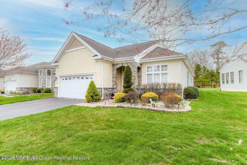 32 Newport St, Barnegat, NJ, 08005-3342 | Card Image