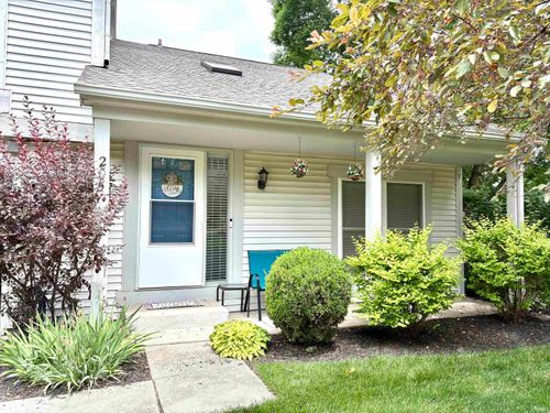 205 Trace 2, West Lafayette, IN, 47906-1869 | Card Image