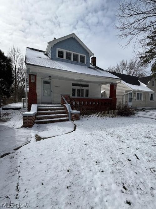 15612 Cloverside Ave, Cleveland, OH, 44128-2101 | Card Image