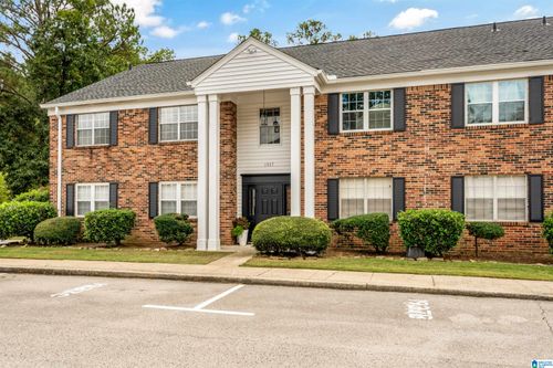 apt-c-1937 Shades Cliff Ter, Vestavia Hills, AL, 35216-1105 | Card Image