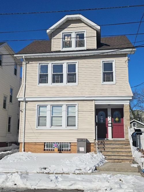 2-31 Western Pkwy, Irvington, NJ, 07111-2736 | Card Image