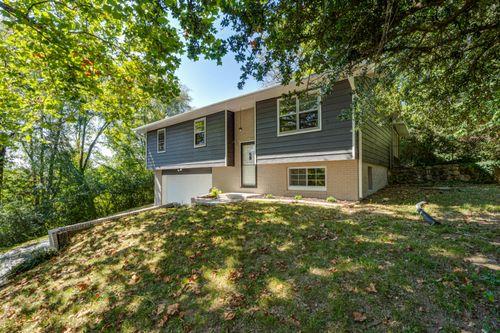 9158 Westminister Circle Dr, Chattanooga, TN, 37416-1525 | Card Image
