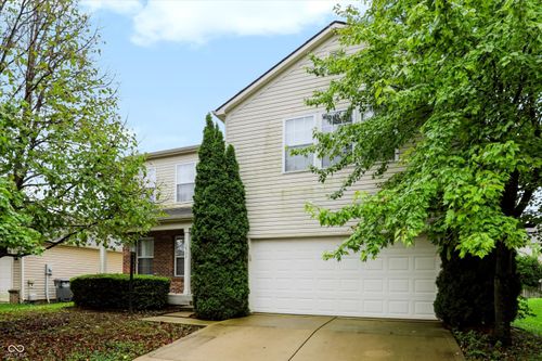 12597 Brady Ln, Noblesville, IN, 46060-4506 | Card Image