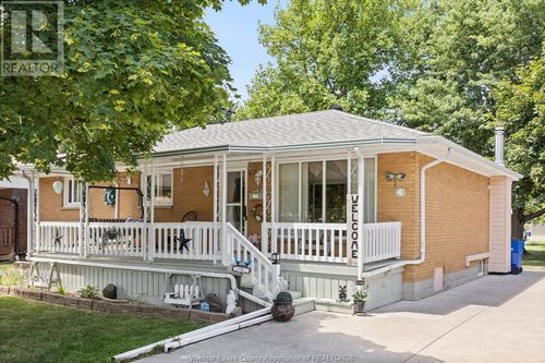 4 Sunset Pl, Tilbury, ON, N0P2L0 | Card Image