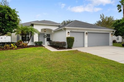 727 Shadowmoss Drive, House other with 3 bedrooms, 2 bathrooms and null parking in WINTER GARDEN FL | Image 1