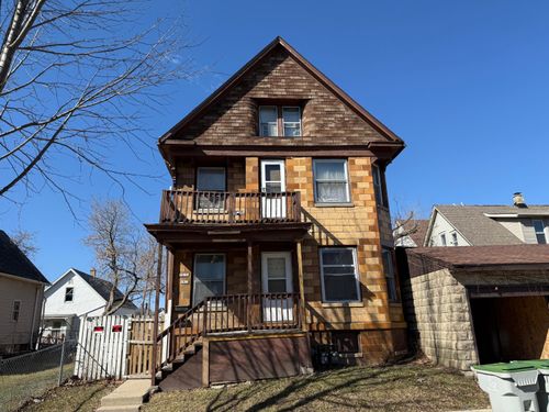 2305 W Burnham St, Milwaukee, WI, 53204-3033 | Card Image