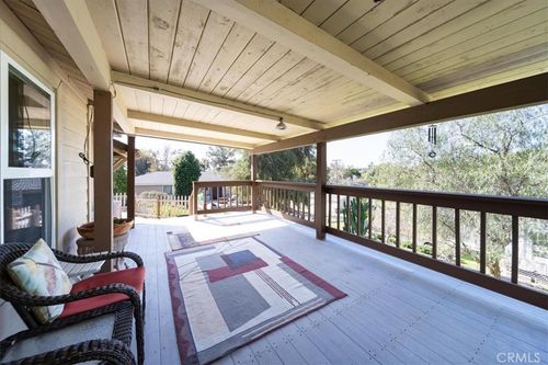 2104 Reineman Rd, Fallbrook, CA, 92028-4452 | Card Image