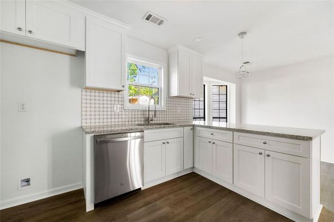 2254 Lisbon Ln, House other with 4 bedrooms, 2 bathrooms and 7 parking in Jonesboro GA | Image 15