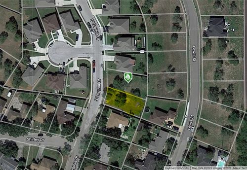 1504 Virginia Ave, Kingsville, TX, 78363-6640 | Card Image
