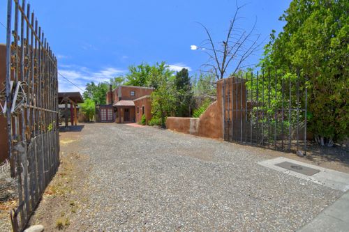 2440 Campbell Road Nw, Albuquerque, NM, 87104 | Card Image