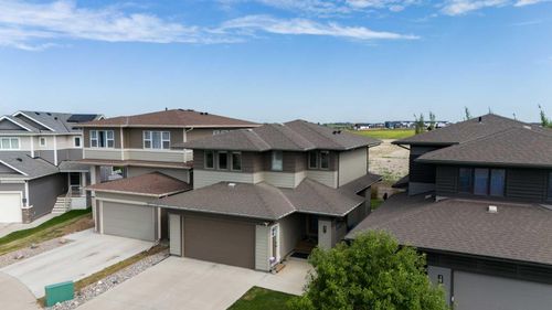 437 Devonia Way W, Lethbridge, AB, T1J5J7 | Card Image