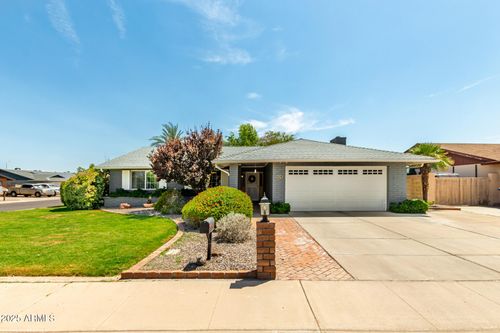 1201 W Loughlin Dr, Chandler, AZ, 85224-1827 | Card Image