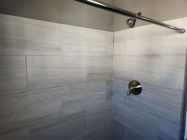 Shower | Image 16