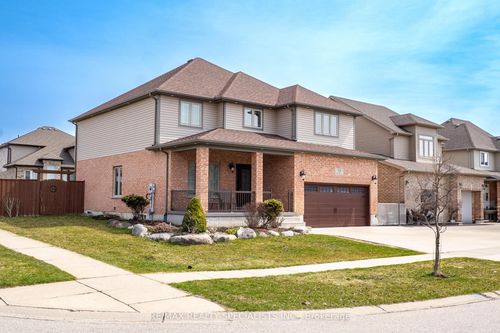 708 Spitfire St, Woodstock, ON, N4T0B1 | Card Image
