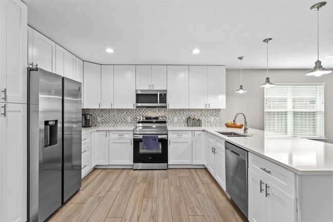 311 E Galveston St, House other with 3 bedrooms, 2 bathrooms and null parking in Giddings TX | Image 17