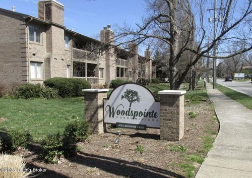 114-4125 Browns Ln, Louisville, KY, 40220-1557 | Card Image