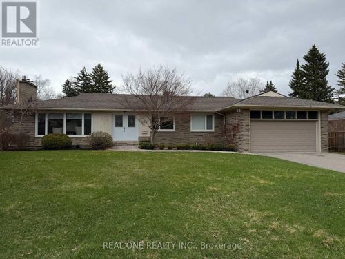 12 King Maple Pl, Toronto, ON, M2K1X6 | Card Image