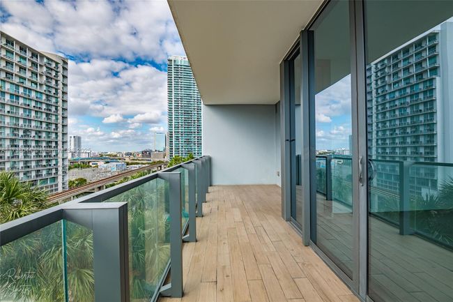 STE-806 - 88 Sw 7 Th St, Condo with 3 bedrooms, 3 bathrooms and null parking in Miami FL | Image 40