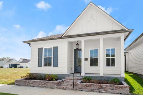 13932 Mullins Way, Baton Rouge, LA, 70817-5258 | Card Image