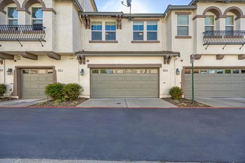 37-2413 Las Palomas Loop, Lincoln, CA, 95648-7512 | Card Image
