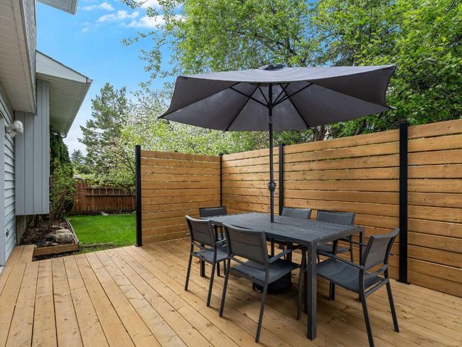 683 Strathcona Dr Sw, House other with 4 bedrooms, 3 bathrooms and 4 parking in Calgary AB | Image 30