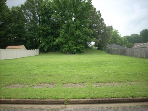 5138 Atkins Dr, Memphis, TN, 38109 | Card Image