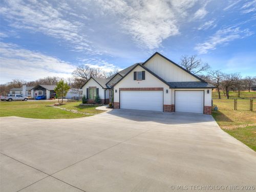 27222 E 141st Street S, Coweta, OK, 74429 | Card Image